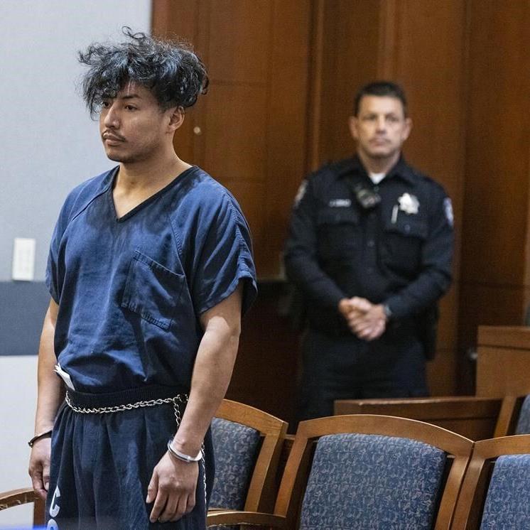 Judge OKs competency exams for man held in Vegas stabbings